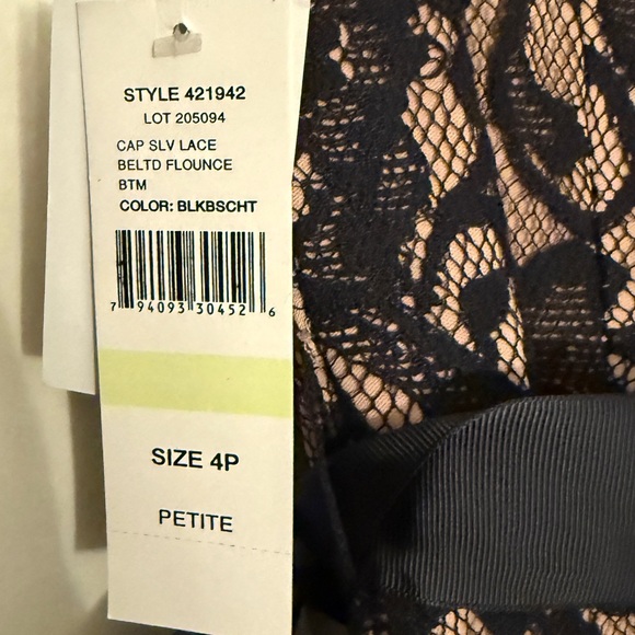 NWT Black Lace Dress - Picture 5 of 5